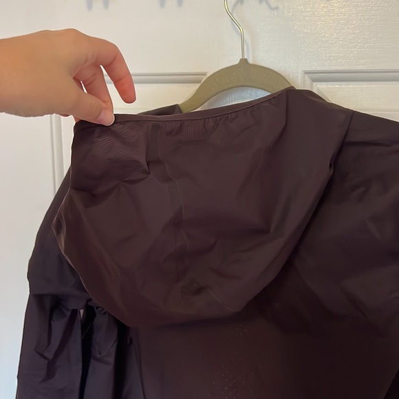 Lululemon jacket - Picture 6 of 6